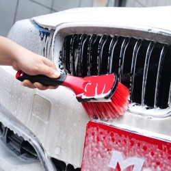 Maxshine Yumuşak Kavramalı Tekerlek ve Gövde Fırçası-Orta Saplı Maxshine Yumuşak Kavramalı Tekerlek ve Gövde Fırçası-Orta Saplı