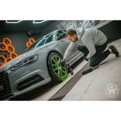 BadBoys Wheel Cleaner Neon – Neon Jant Temizleyici 5L BadBoys Wheel Cleaner Neon – Neon Jant Temizleyici 5L