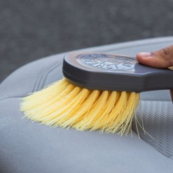 Chemical Guys Brush - Sarı Ağır Hizmet , Halı ve İç Temizlik Fırçası Chemical Guys Brush - Sarı Ağır Hizmet , Halı ve İç Temizlik Fırçası